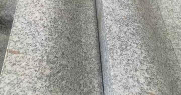 白城芙蓉白S型拉丝面路沿石