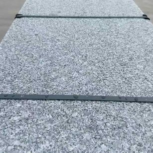 白城 芝麻黑火烧面毛板，条板，半成品