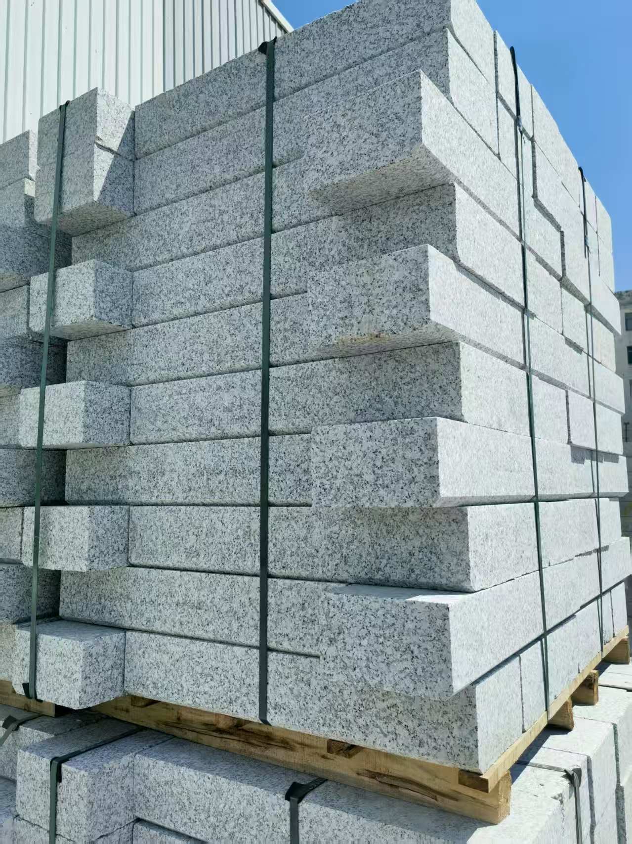 白城 路沿石颜色均匀、尺寸标准