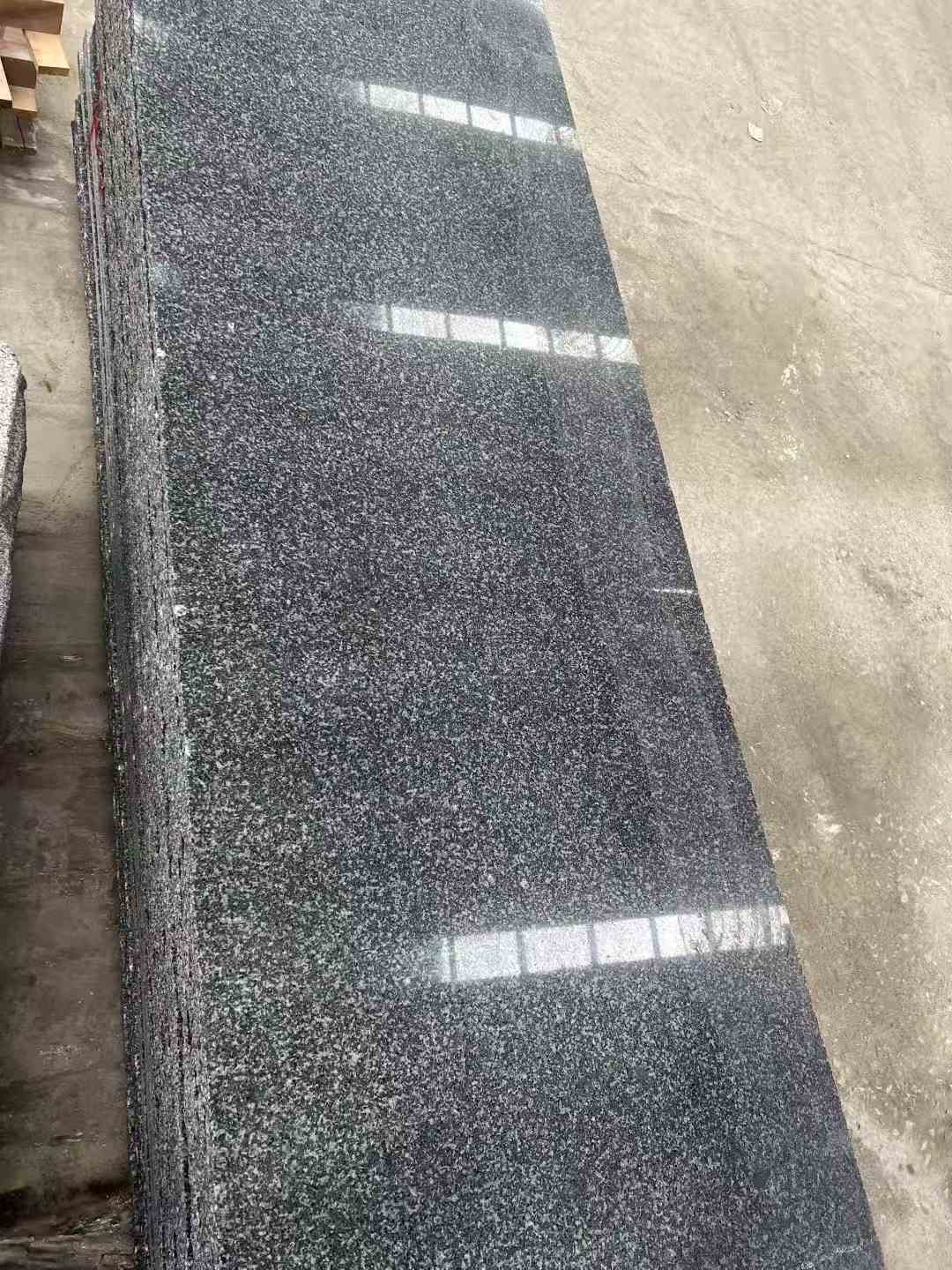 白城 芝麻黑光面