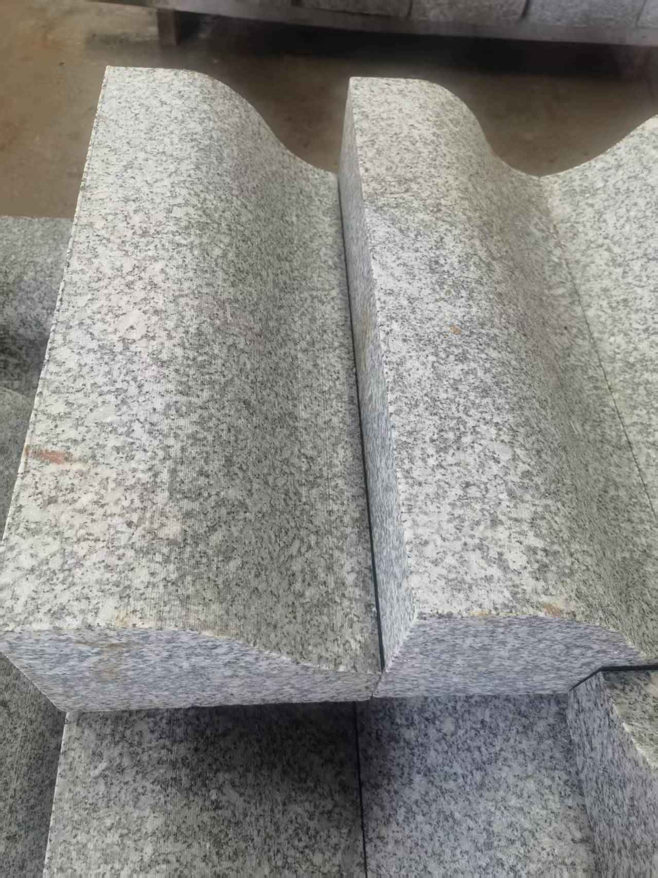 白城芙蓉白S型拉丝面路沿石