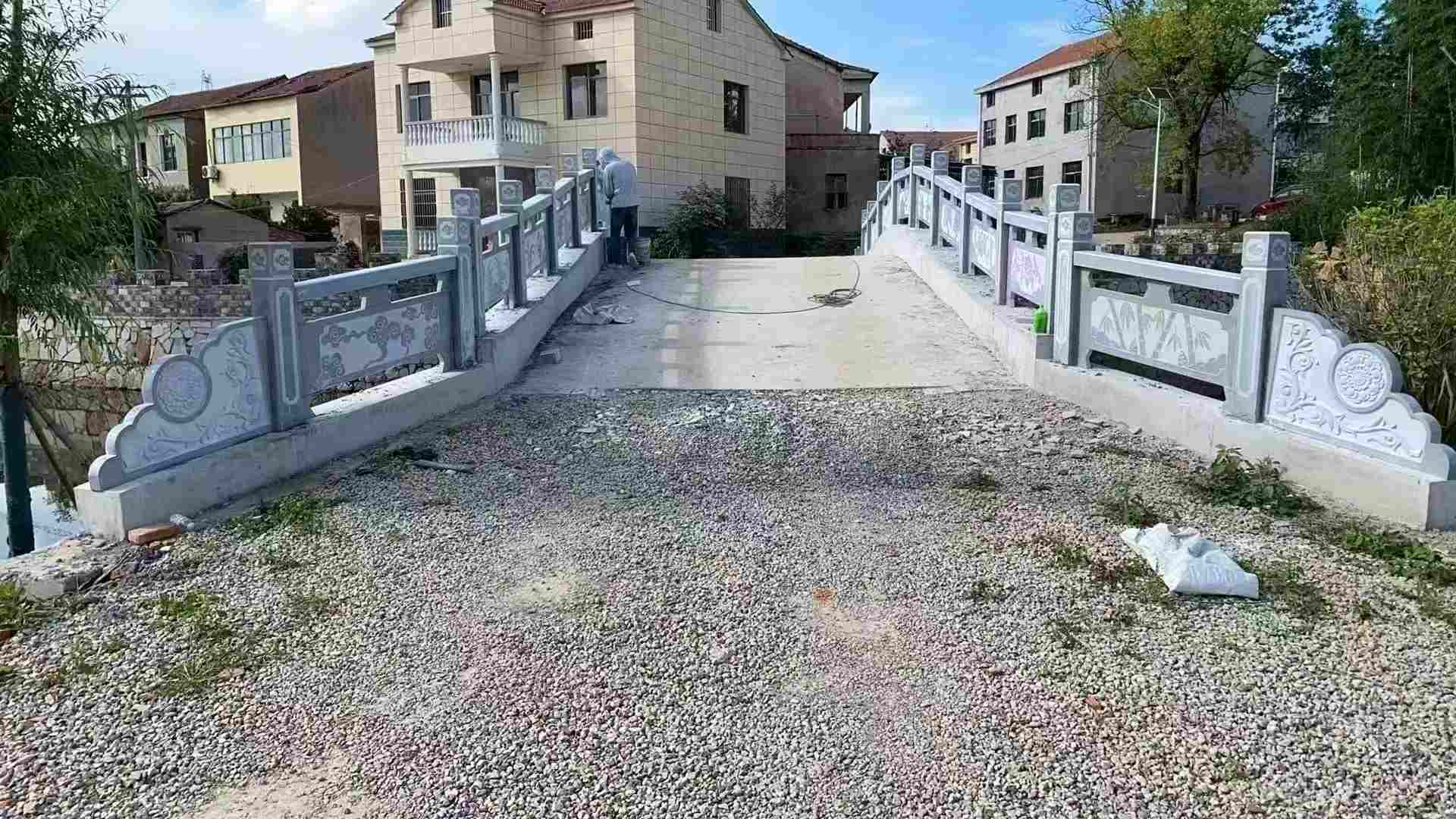 白城 芝麻灰花岗岩桥栏杆